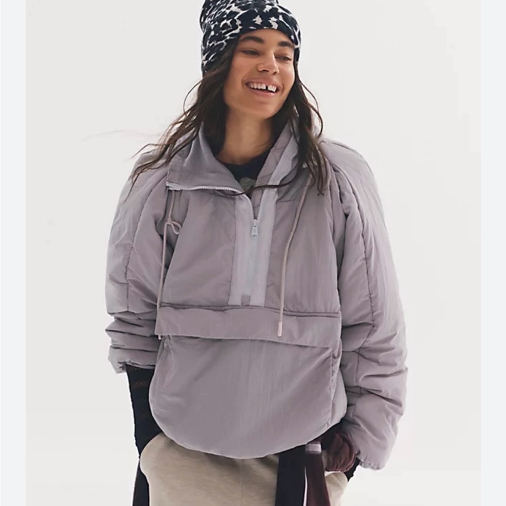 Free People Women's lilac pullover. BRAND NEW WITH TAGS!